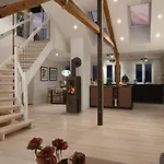 Penthouse With Roof Terrace By The Royal Park, Sauna, 3 Bath Appartement *