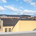 Penthouse With Roof Terrace By The Royal Park, Sauna, 3 Bath Appartement *