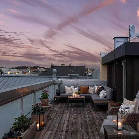 Penthouse With Roof Terrace By The Royal Park, Sauna, 3 Bath * Oslo