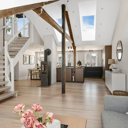 Penthouse With Roof Terrace By The Royal Park, Sauna, 3 Bath * أوسلو