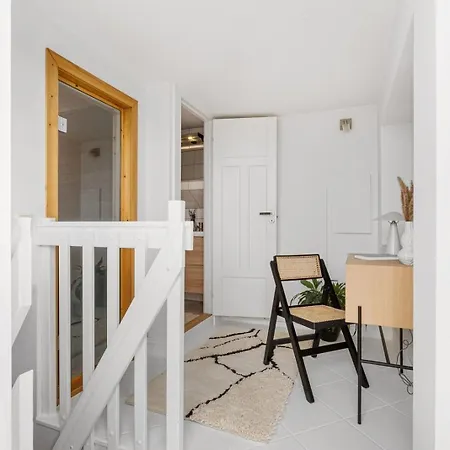 Penthouse With Roof Terrace By The Royal Park, Sauna, 3 Bath Oslo