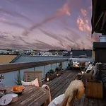 Penthouse With Roof Terrace By The Royal Park, Sauna, 3 Bath Apartment Oslo