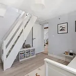 Apartment Penthouse With Roof Terrace By The Royal Park, Sauna, 3 Bath *